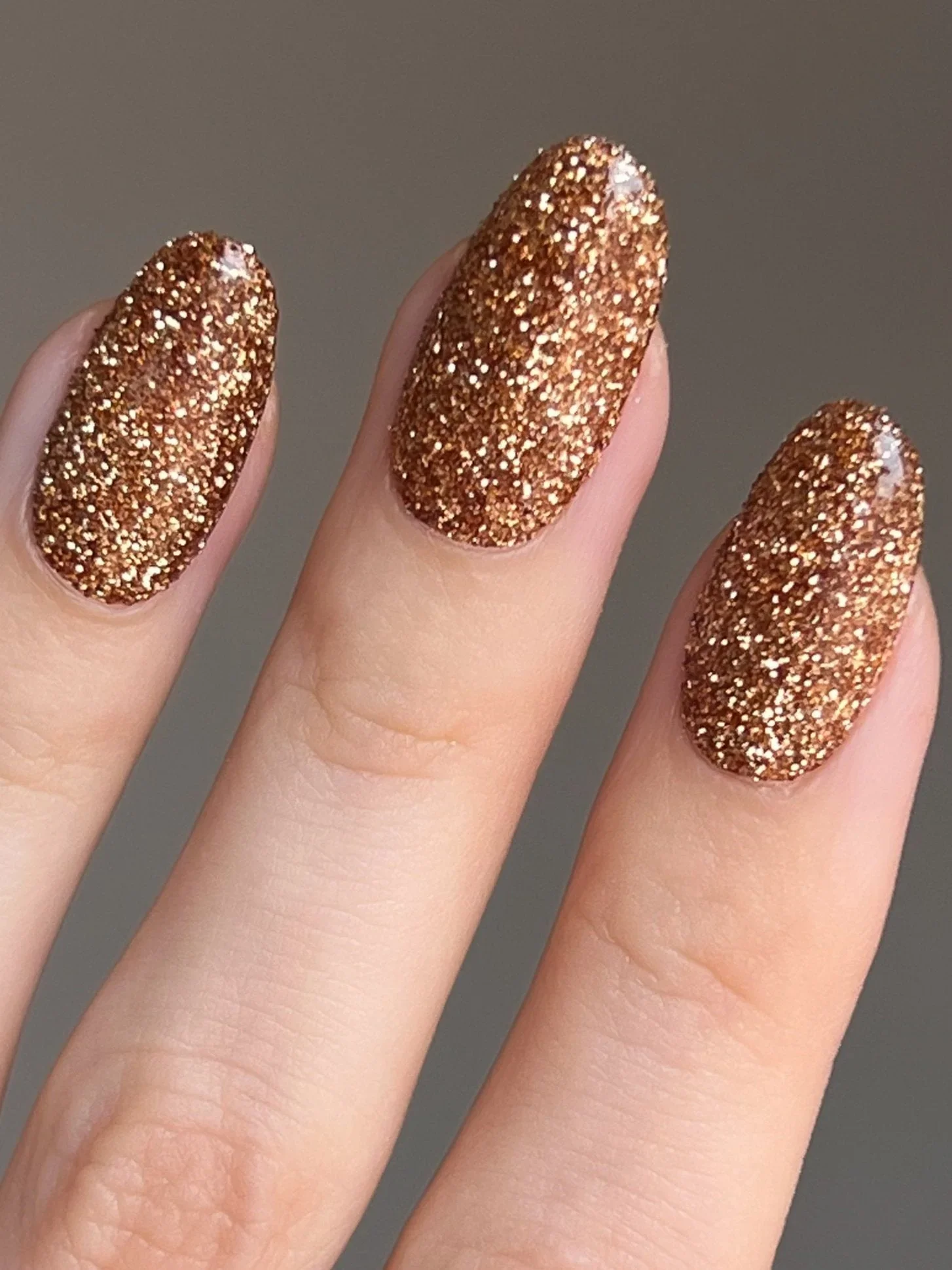 Champagne Gold Dipping Powder - Image 3