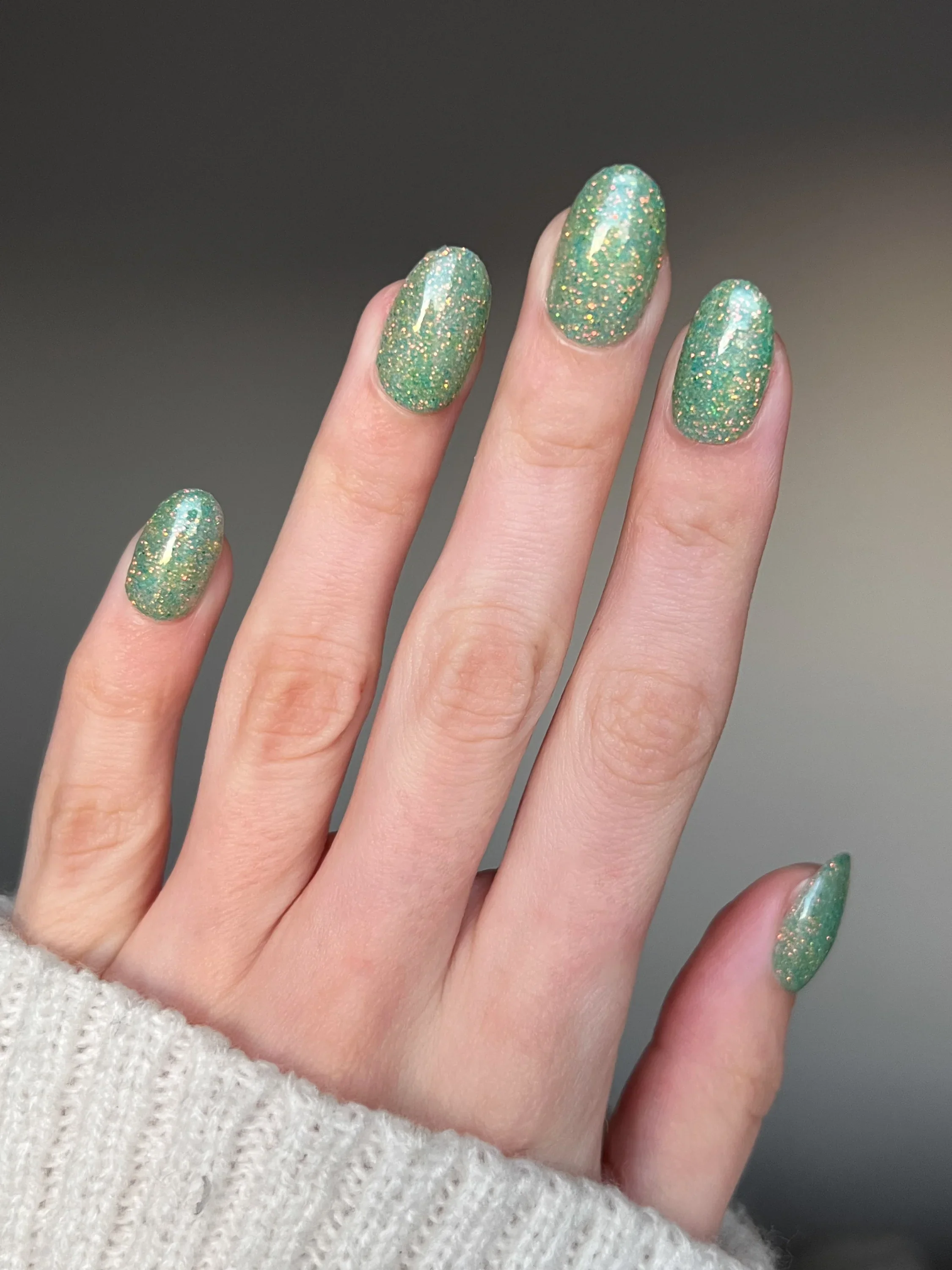 Golden Mint Sparkle Dipping Powder - Image 3