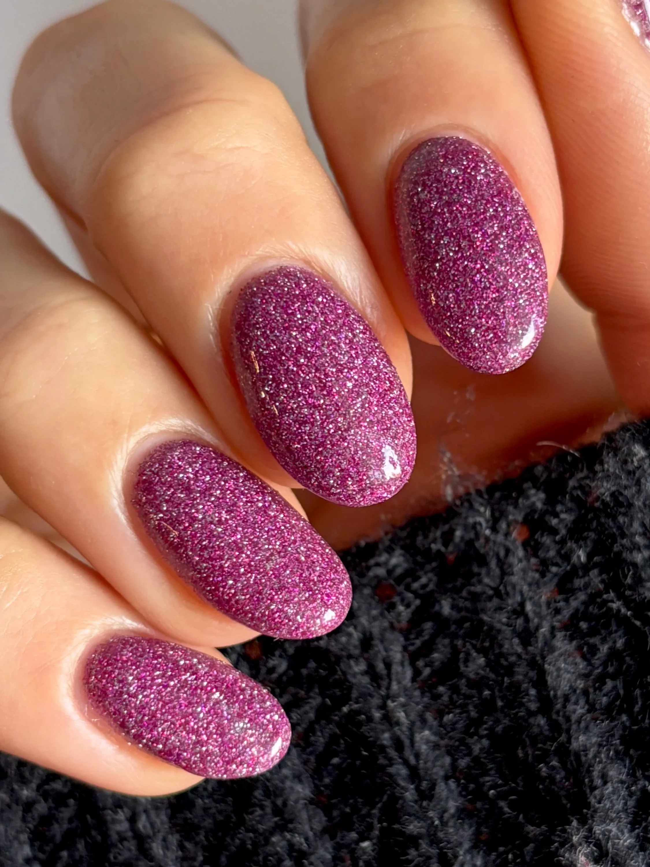 Limited Edition 4 - Reflective Purple Dipping Powder - Image 6