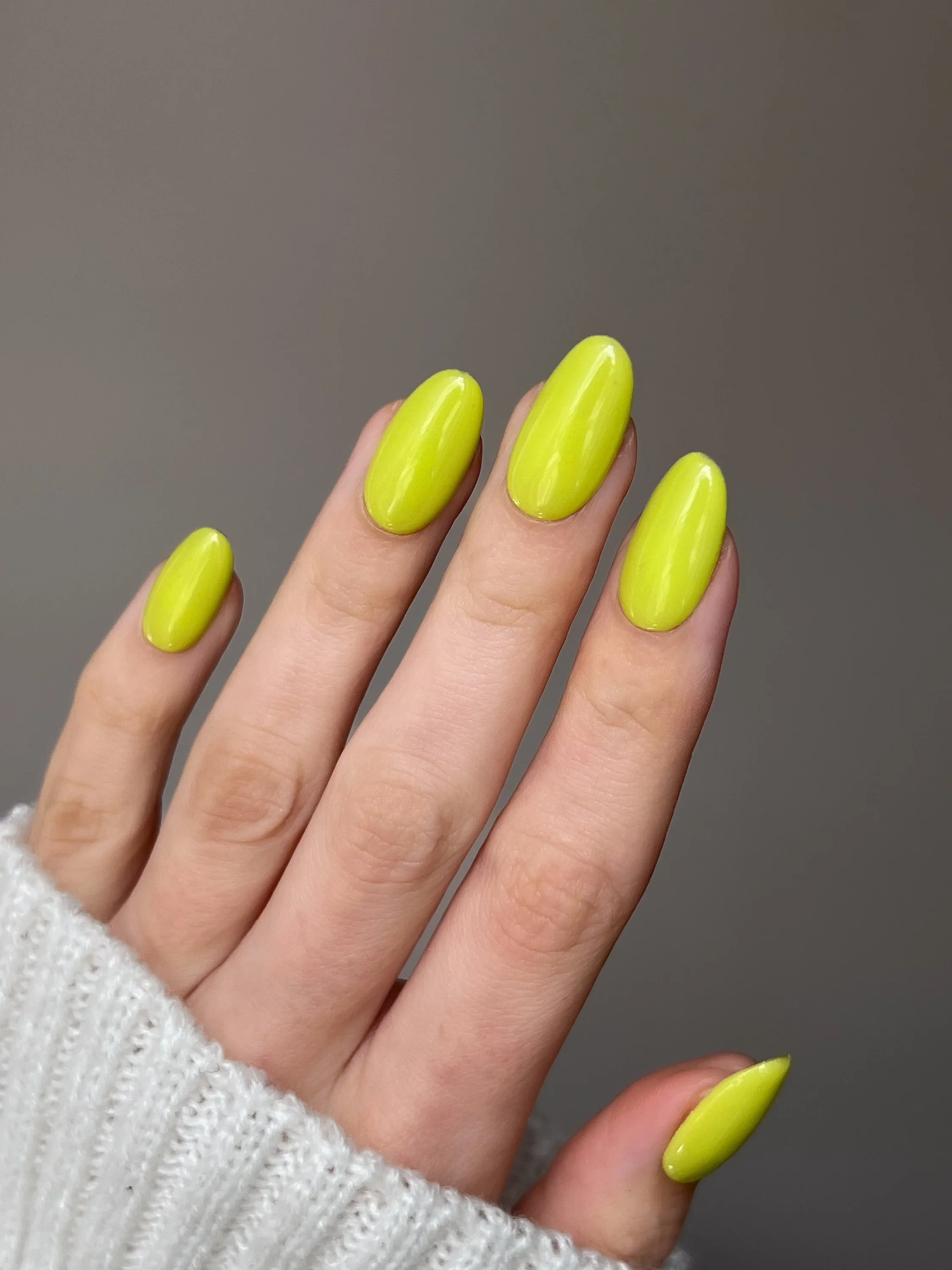 Neon Yellow Dipping Powder - Image 4
