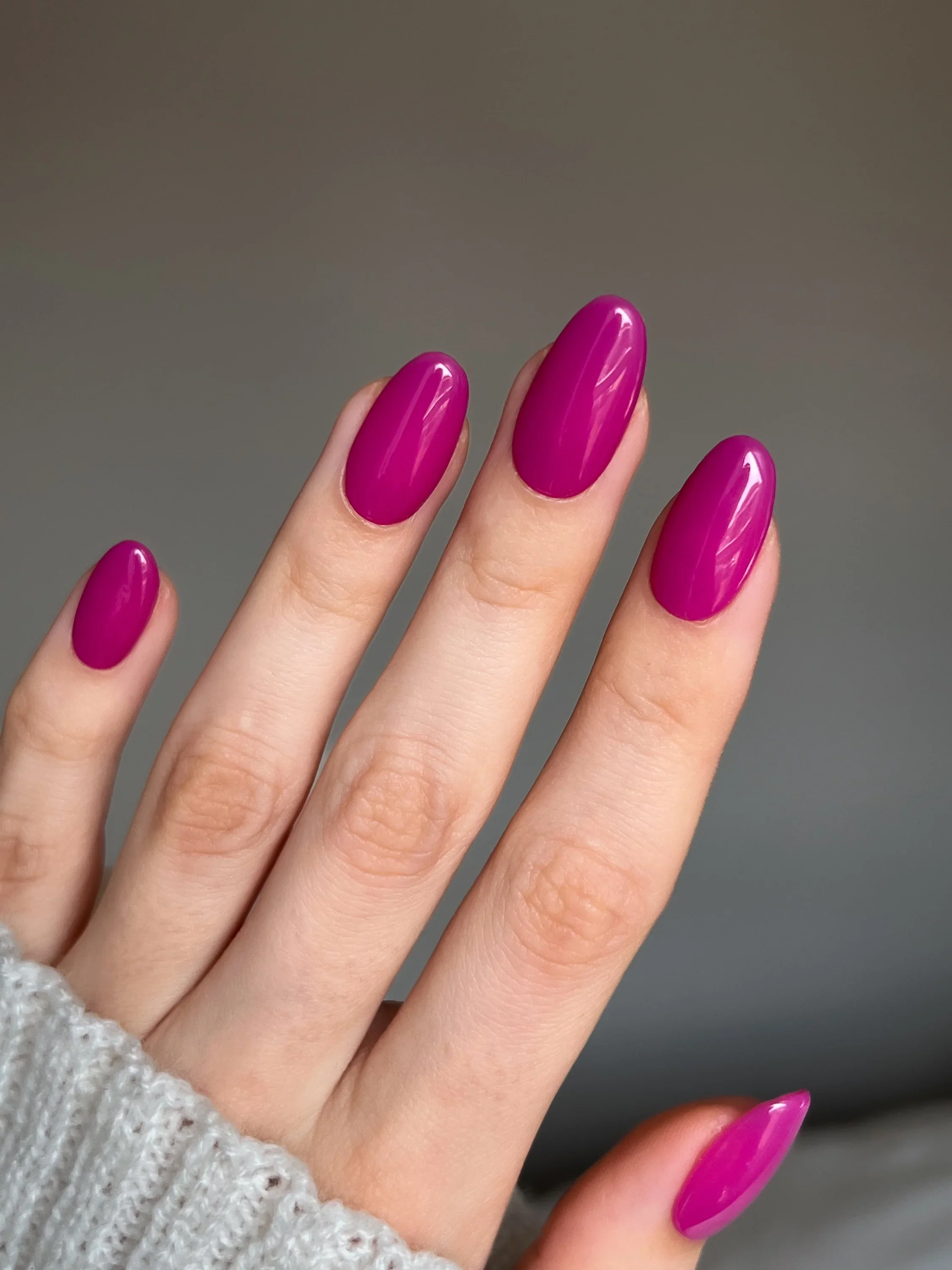 Purplish Red Dipping Powder - Image 4