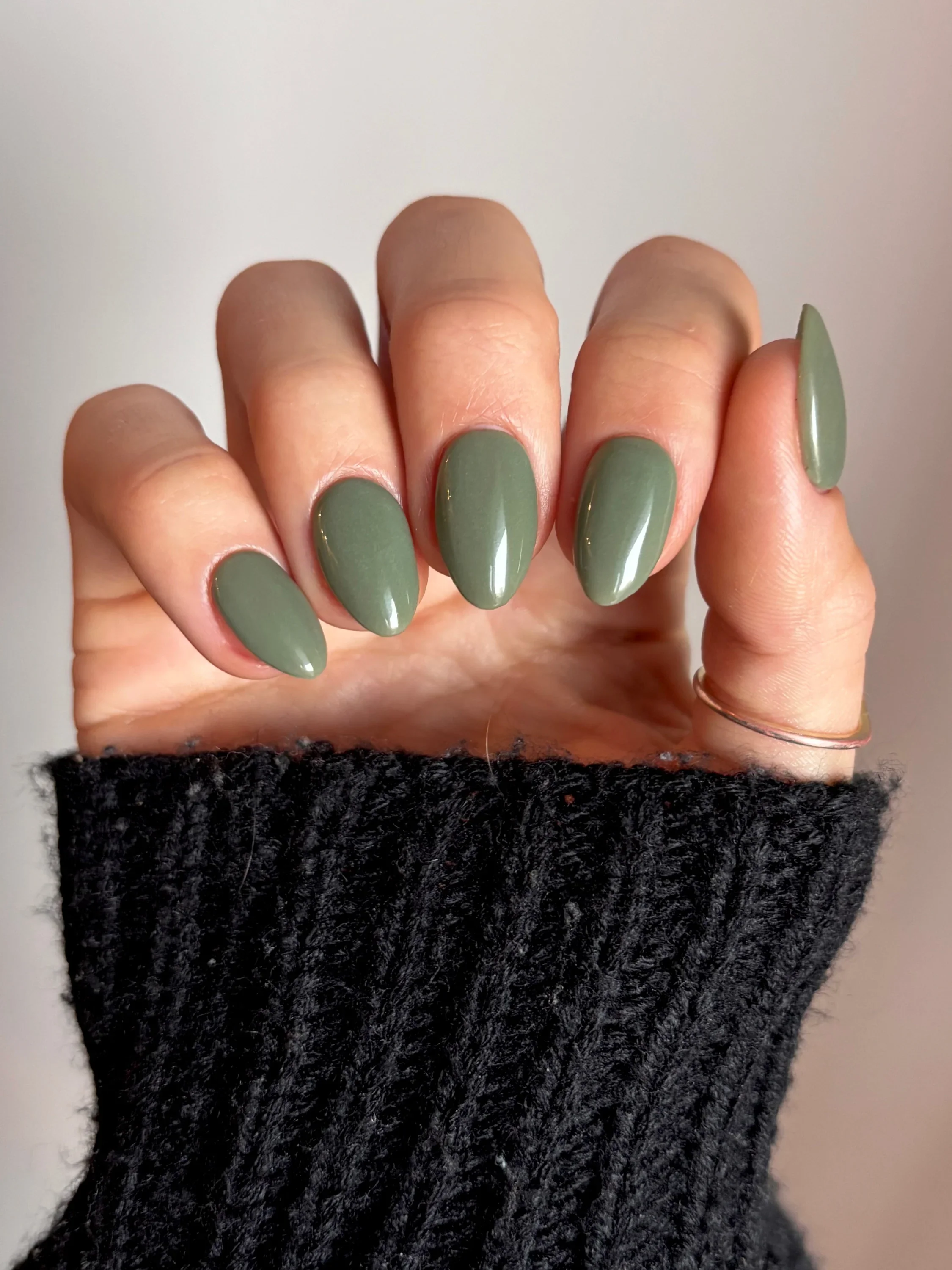 Warm Olive Dipping Powder - Image 4